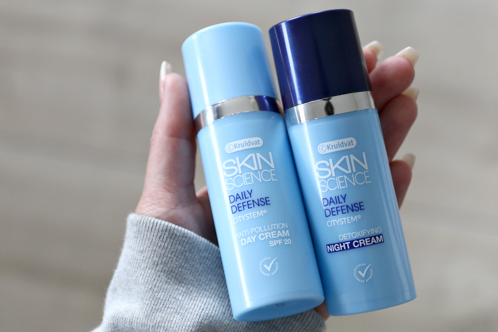 Skin Science Daily Defence van Kruidvat Hot Pink Media